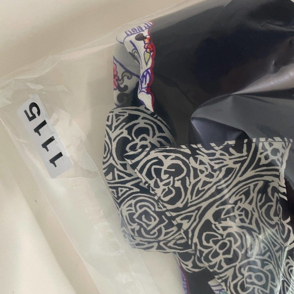 Vintage Diane Von Furstenberg 100% Silk Tea Cup Art‎ To Wear Top - Picture 8 of 8